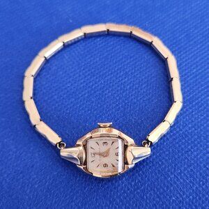 1954 (L4) BULOVA VINTAGE GOLD FILLED MECHANICAL WOMAN WATCH. RUNNING
